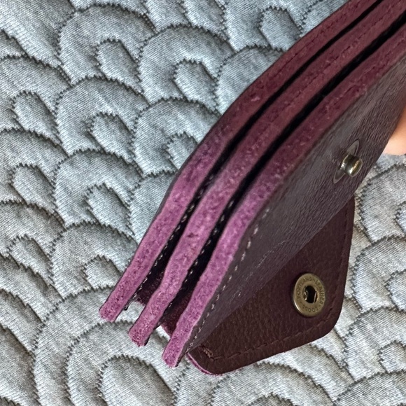 EUC💜Portland Leather LoveBug Wallet Plus Plum - Picture 9 of 11